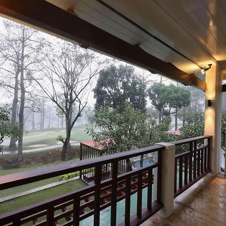 Taman Dayu Golf Club And Resort Prigen Ngoại thất bức ảnh