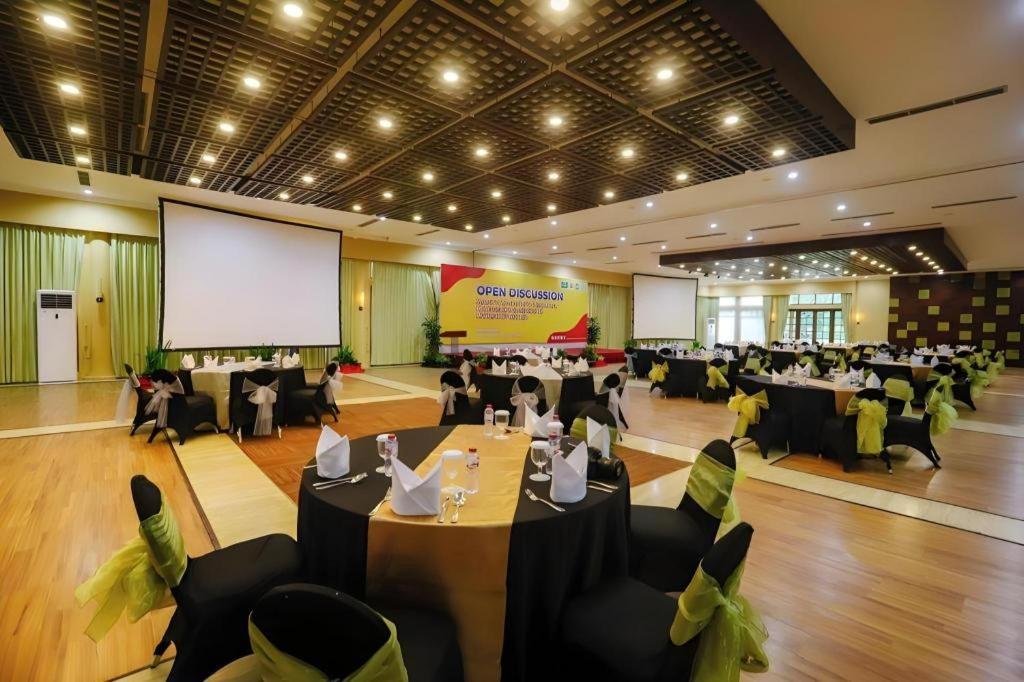 Taman Dayu Golf Club And Resort Prigen Ngoại thất bức ảnh