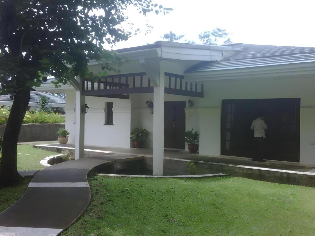 Taman Dayu Golf Club And Resort Prigen Ngoại thất bức ảnh