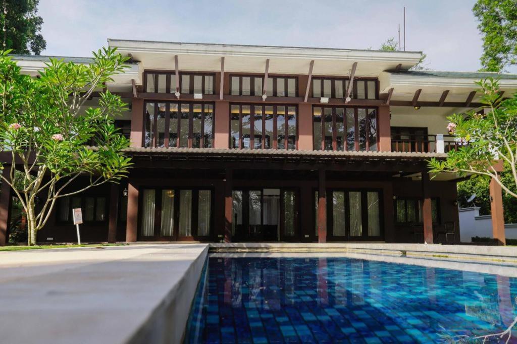 Taman Dayu Golf Club And Resort Prigen Ngoại thất bức ảnh